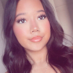 Peyton A - Honolulu Community College  Babysitter