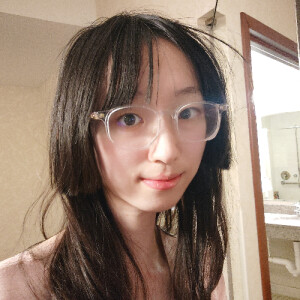 Isabella L - WashU Babysitter