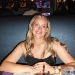 Cali W - University of Arkansas Babysitter