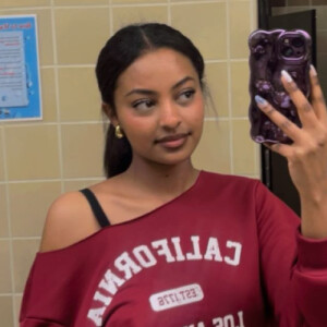 Mak L - Howard Community College  Babysitter