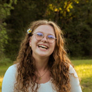 Moira R - George Fox Babysitter