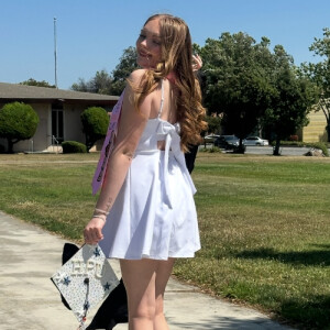 Hailee F - HPU Babysitter