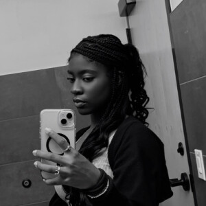 Anesa J - USC Babysitter