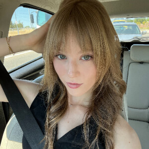 Madalynn M - UCSB Babysitter