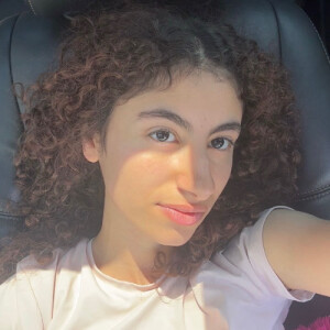 Dalia N - DePaul Babysitter