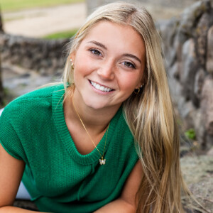 Lauren M - UW-River Falls Babysitter