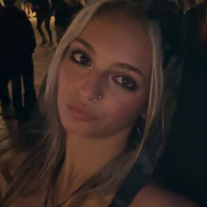 Eva W - FAU Babysitter