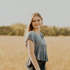 Sarah C – UW-River Falls Student Seeking Babysitting Jobs