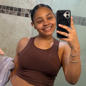 Alena H - TWU Babysitter