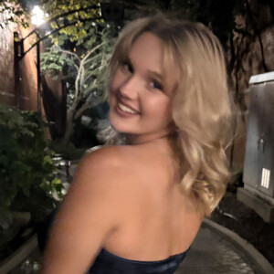 Eleanor M - Faulkner Babysitter