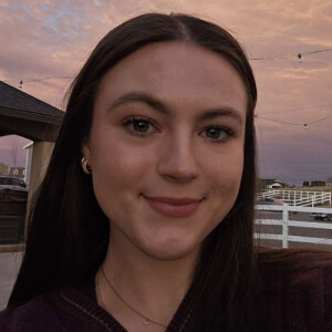 Gloria C - WSU Babysitter