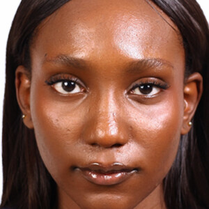 Amikay E - SMU Babysitter