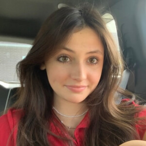 Olivia L - UNCW Babysitter