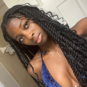 Kamryn D - FAU Babysitter