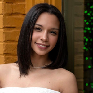 Sophia B - UWG Babysitter