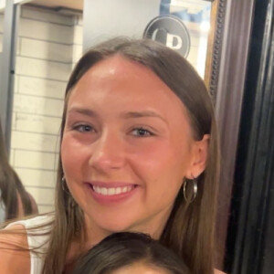 Skylar K - UK Babysitter