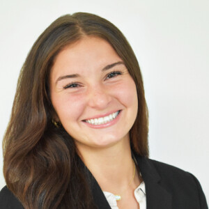 Nikki S - SLU Babysitter