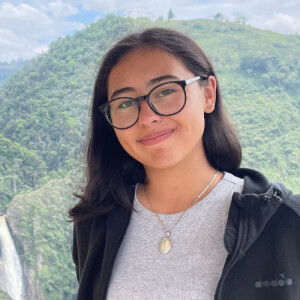 Juana R – Foothill Student Seeking Babysitting Jobs