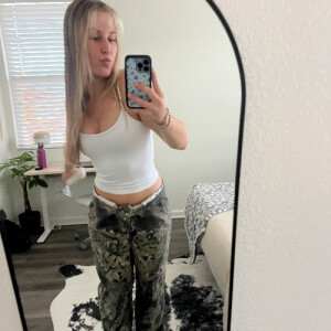 Ava S - USD Babysitter