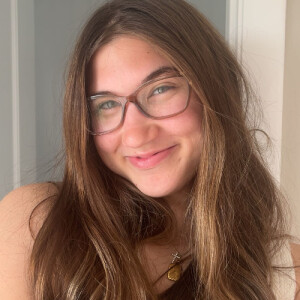 Emily V - Florida Gulf Coast Babysitter