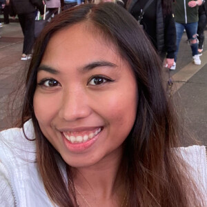 Robin R – University of Hawaii Student Seeking Babysitting Jobs
