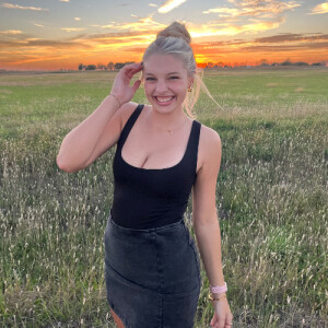 Lilah R - K-State Babysitter