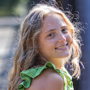 Alivia