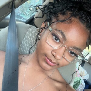 Laila D - SIUE Babysitter