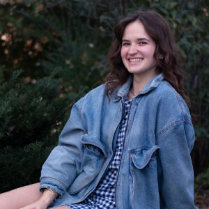 Leah H - Fisher Babysitter