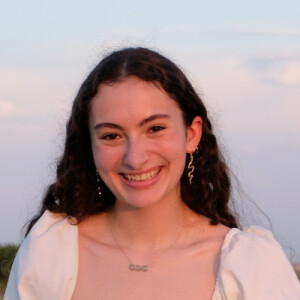 Alessandra B – UT-Austin Student Seeking Nanny Jobs