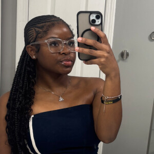 Jasmine B - Hampton Babysitter