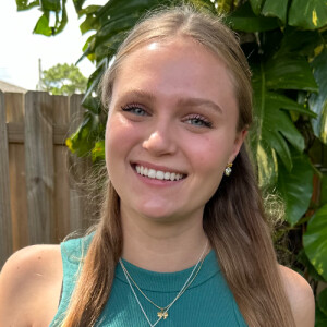 Madison S - FAU Babysitter