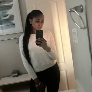 Maryn O - UH Babysitter