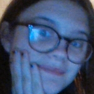 Kenzi N - UNI Babysitter