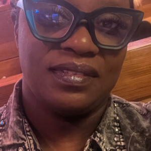 Regina T - Mobile Babysitter