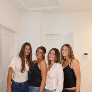 Karlie R - SBCC Babysitter