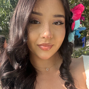 Kaylin G - USC Babysitter