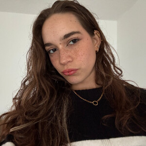 PAULA G - FIU Babysitter