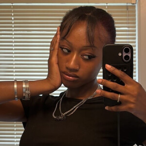 Safiat J - Waubonsee Community College  Babysitter