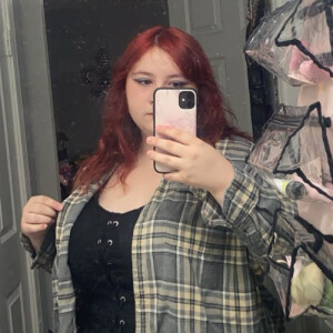 Dakota J - Drake Babysitter