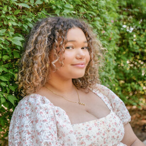 Emma S - DePaul Babysitter