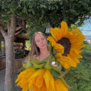 Evie W – San Diego Mesa College  Student Seeking Babysitting Jobs