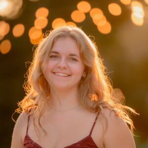 Abby H - SIUE Babysitter