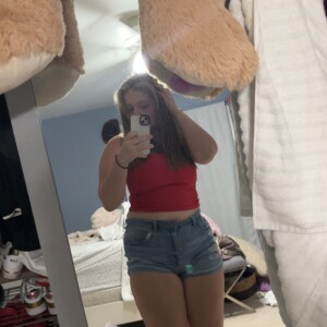 Caroline B - UWG Babysitter