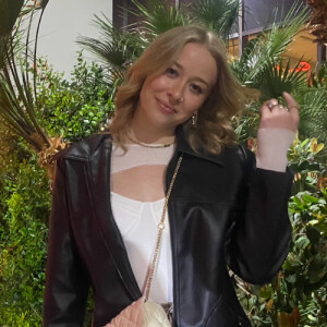 Emilia Z - The Chicago School Babysitter